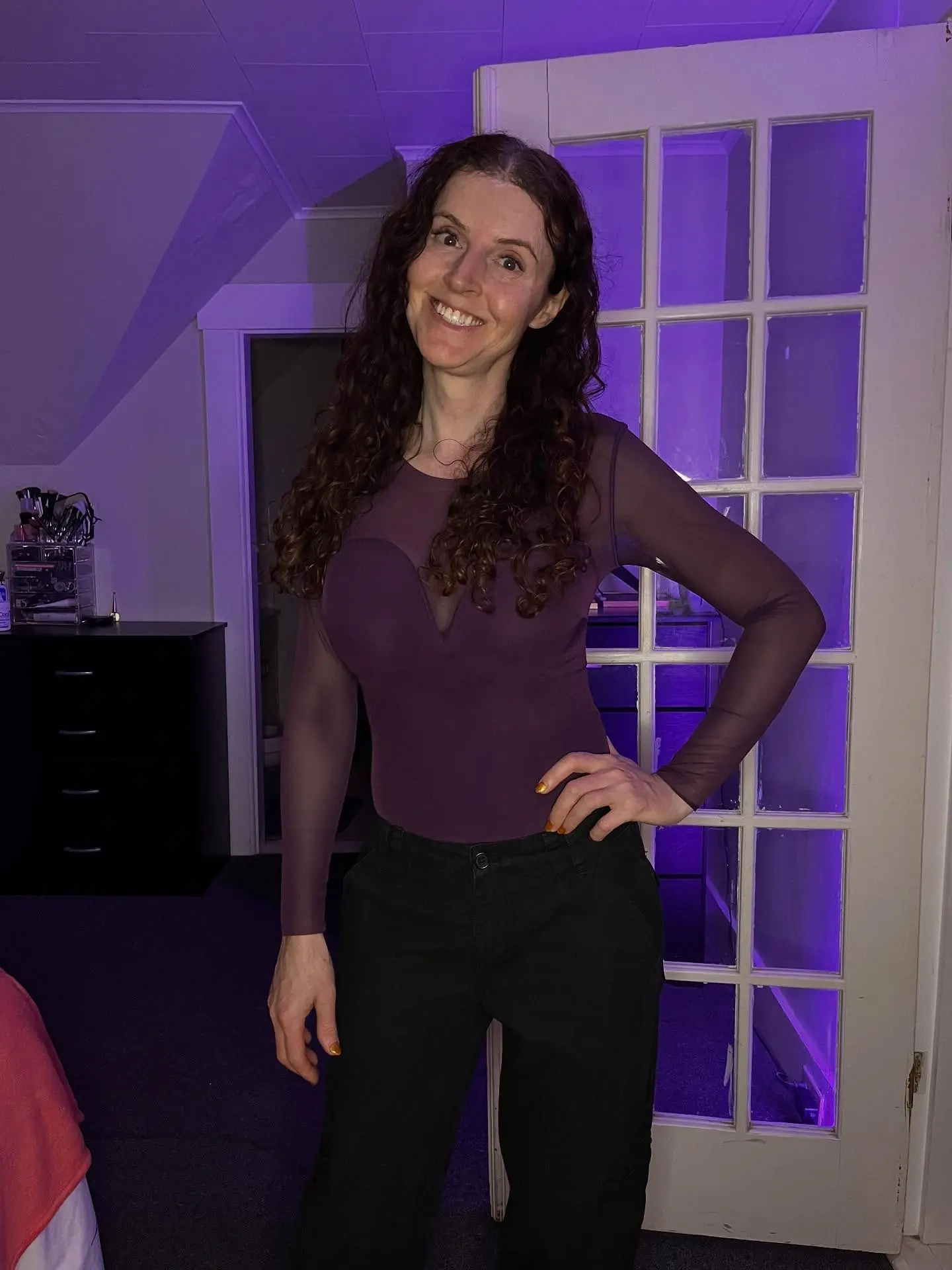 Zvodná Zora túži po iskre - Image 3