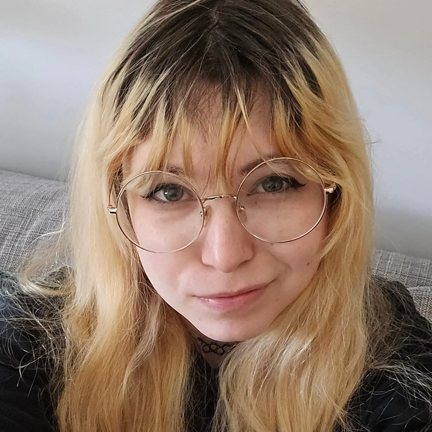 Melisa v zamatovom svetle - Image 1